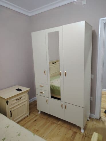 ayı dərisi: Yeni, Açılan, 4 qapılı Düz dolab, Şifonyer, Azərbaycan — 13