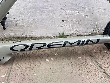 aurus bicycle: QREMIN yol velosipedi – Endurance seriyası - Korpus: karbon lifli — 4