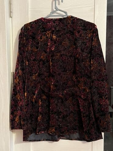 qadınlar üçün tvid jaketlər: Yessica qadın jaketi – ölçü 48 - Material: məxmər effektli parça, tam — 2