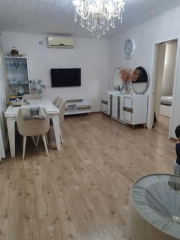 Daşınmaz əmlak: 6 otaqlı, 2 kv. m, Kredit yoxdur, Orta təmir — 8