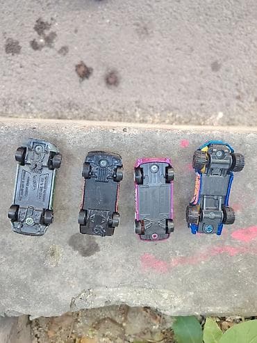 saatlar type 0: Hot Wheels Saatlı Audi Rs6,Audi Rally var Yaşıl olan Rs6 2₼ Mor olan — 4