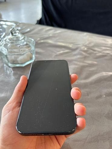 ipone 13 sade: IPhone 13, 128 GB, Midnight, Simsiz şarj, Face ID, Sənədlərlə — 1
