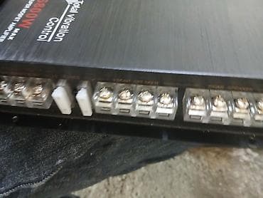 Dinamiklər və sabvuferlər: Avtomobil audio sistemi dəsti Dəst tərkibi: - 2 ədəd Pioneer — 7