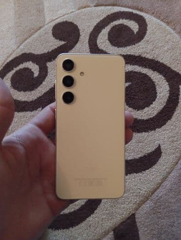 tikanlı tel: Samsung Galaxy S24, 128 GB, rəng - Bej, Simsiz şarj — 5