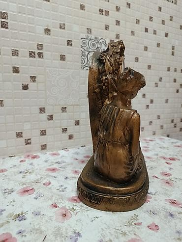 Ev saatları: Masaüstü saatlar, Elektron, Saniyə əqrəbi — 2