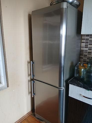 Mikrodalğalı sobalar: 2 qapılı Indesit Soyuducu Satılır, rəng - Gümüşü — 1