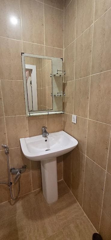 Hamam üçün lavabo dəsti - Pedestallı seramik lavabo: tək kran dəliyi — 2