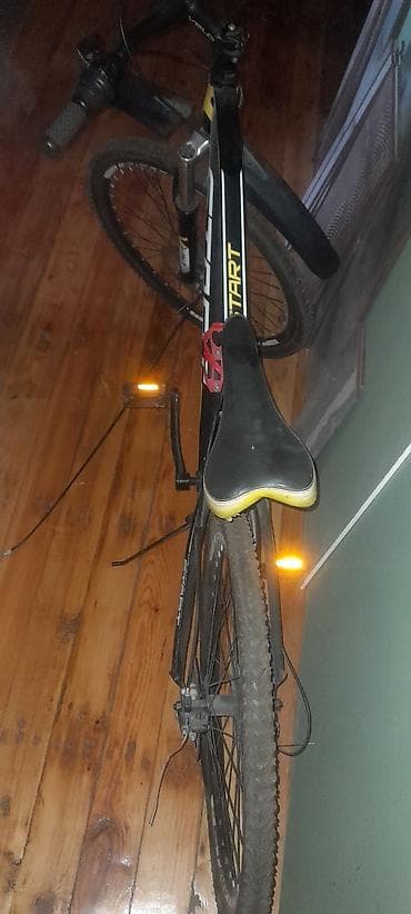 velasbetler: Start brend dağ velosipedi - Çərçivə: yüngül alaşımlı, qara-sarı rəng — 3