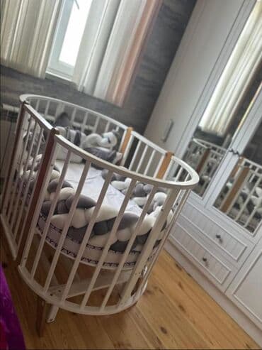 qız oğlan şəkiləri: Oğlan və qız üçün, Yumru, Beşik, Dəst ilə, Matras ilə, Yellənmə mexanizmsiz — 1