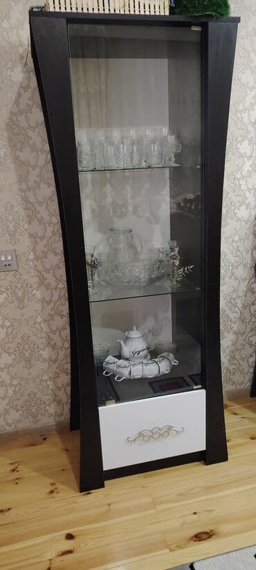 işlenmiş künc divan: İşlənmiş — 1