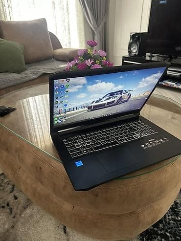 panel cit: Acer Nitro 5 oyun noutbuku - Model: Acer Nitro 5 (seriya etiketləri — 1