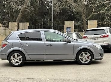 teker bazarı babek: Opel Astra: 1.4 l | 2006 il 239500 km Sedan — 5