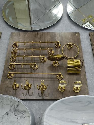 Сантехника: Qızılı rəngdə hamam aksesuarları dəsti - Material: metal, parlaq — 1