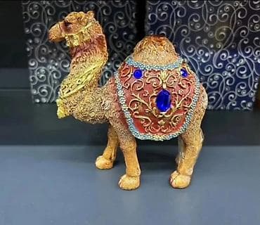 oyuncaqla: Dekorativ fiqurlar və stolüstü suvenirlər kolleksiyası - Material — 9