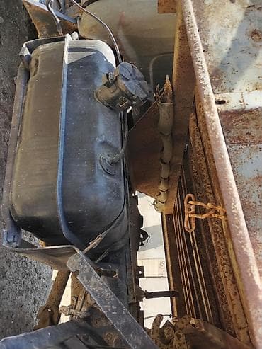 yük maşını: ZIL-130 tipli yük maşını – dump tipli kuzov - Güclü benzin mühərriki — 6