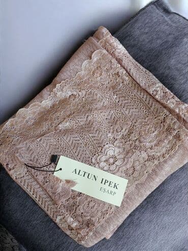 ALTUN İPEK – Eşarp - Material: incə krujeva detallı ipək qarışımlı
