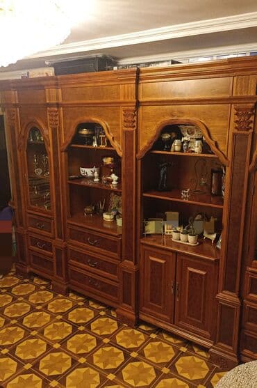 1 kub taxta nece kvadratdir: Б/у, Распашной, Угловой шкаф, Сервант, Италия — 7