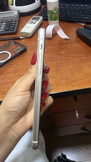 iphone 5 qiymeti: IPhone 11, 128 GB, Ağ — 4