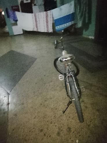 Təcili pul lazımdı ona görə satılır