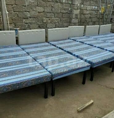 Ev üçün mebel: Çarpayı təzə Hazırları var Çatdırılma var 1 nəfərlik 60 manat 2 — 1