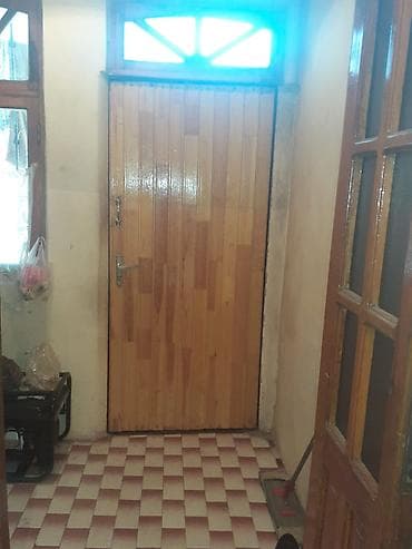 Bayilda,Aydin memedov 34 unvaninda heyet evi satilir. evin tam — 1