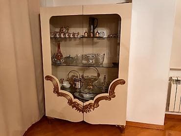 saxta baba seiri: Masa və oturacaqlar, Divan, Servant — 2