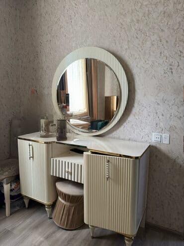 белая садовая мебель: İkinəfərlik çarpayı, İşlənmiş — 2