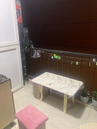 nərimanov: 28 May metrosu və Dədə Qorqud parkına yaxın, Şərq bazarının arxasında — 12