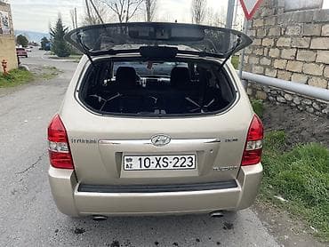 satilan traktorlar: Hyundai Tucson: 2 l | 2005 il Krossover — 8
