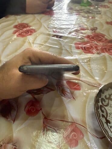 IPhone 11, 64 GB, Qara, Face ID — 3