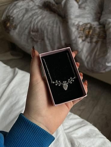 925 gümüşdür 
Tezedir