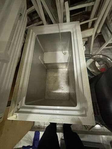 Plitələr və bişirmə panelləri: Şaquli qapaqlı dondurucu sandıq - Brend: Simfer (üst qapaqda loqo — 2