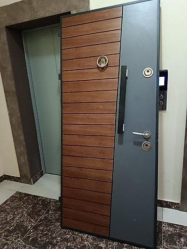 giris qapi: Menzil Qapisdir satılır 250 manat — 4