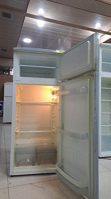 ipad satilir: İki qapılı məişət soyuducusu - Yuxarıda dondurucu, aşağıda soyuducu — 2