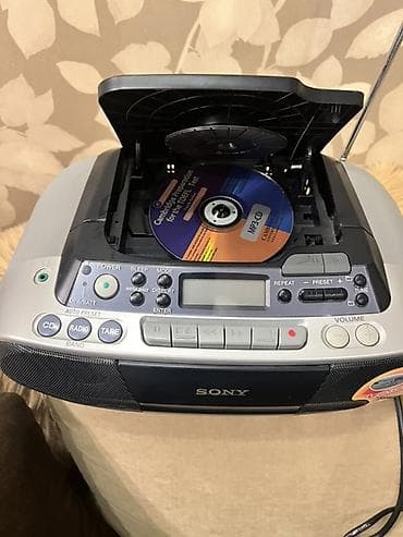 remax mp3 player: Sony CFD-S03CP portativ audio mərkəzi Xüsusiyyətlər: - CD pleyer — 2