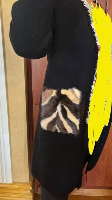 jaketler qadin ucun: Teze şuba satılır Tergüldən 170 manata alınmışdı Çox isti saxlayır — 4