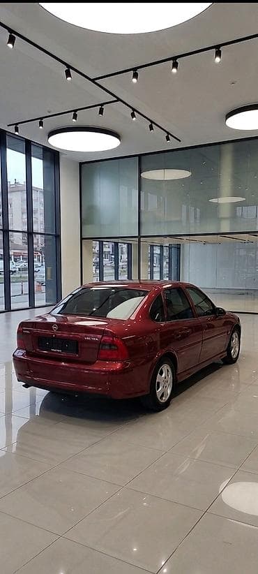 opel vektra a: Opel Vectra: 1.6 l | 1997 il 200000 km Sedan — 4