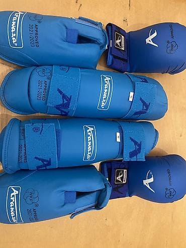 Arawaza WKF təsdiqli karate qoruyucu dəsti – mavi rəng. Komplekt: -