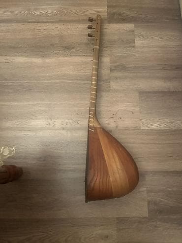 elektron gitara per page 40: Saz (aşıq sazı) – xalq musiqi aləti Əla vəziyətdədi bir problem var — 1