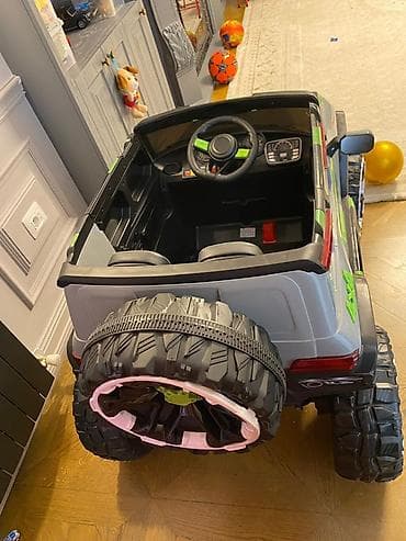 flo memar ecemi: Uşaqlar üçün elektrikli off-road maşın - Korpus: boz-qara rəng, yaşıl — 3