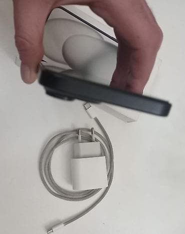 Telefon ehtiyat hissələri: IPhone 15, 128 GB, Midnight, Simsiz şarj, Face ID — 8