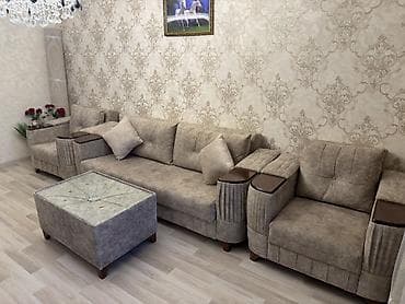 divan islenmis: Künc divan dəsti – 4 hissəli - Tərkib: 1 geniş divan, 2 ədəd iri — 3