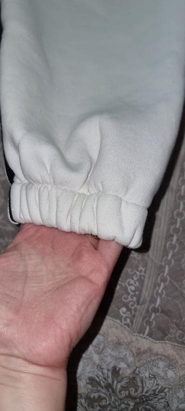 dəri baletkalar: Ağ rəngli kişi/qadın idman şalvarı (unisex) - Model: jogger/kross — 2