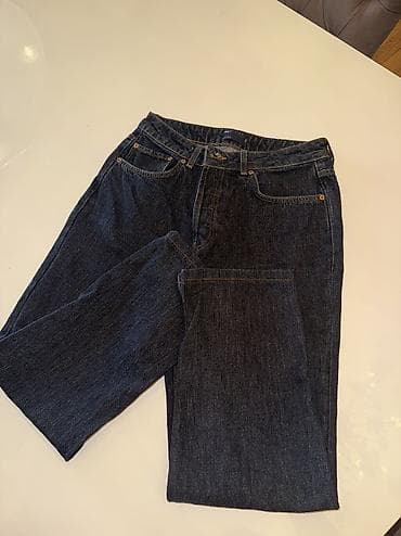 Cinslər: Her bir cins az geyinilib. Asosdan alinib hamisi. 40 olcudur. Belden — 9