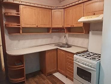 *Sada* mətbəx mebeli t 150 Azn.təcili satılır üstündə qaz moyka ve