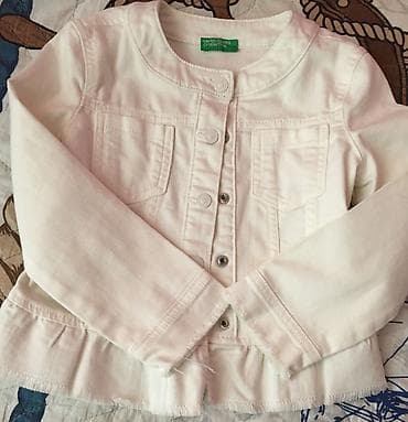 paltar uşaq: 4-5 yaş uşaq üçün cins geyim. Benetton firmasının. Yenidən fərqlənmir — 1