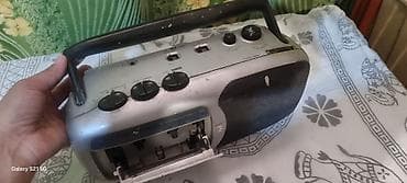 Antikvar kimi satiram .restorana kafelere qoyula biler .AQ4150 Radio