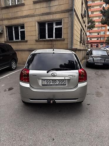 gurcustan maşın bazari ford transit: Toyota Corolla: 1.4 l | 2005 il Hetçbek — 2