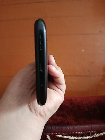 1: Xiaomi 11 Lite, rəng - Qara, 
 İki sim kartlı — 6
