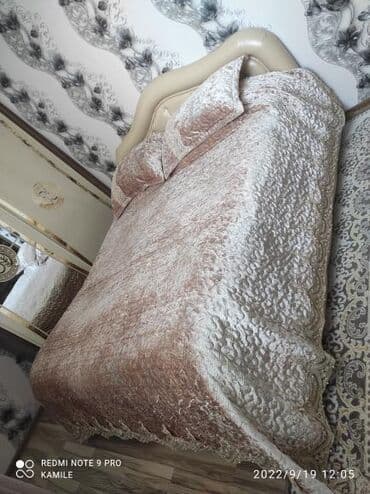 divan ucun ortukler: Yataq üçün İşlənmiş Yataq örtüyü, Ünvandan götürmə — 2